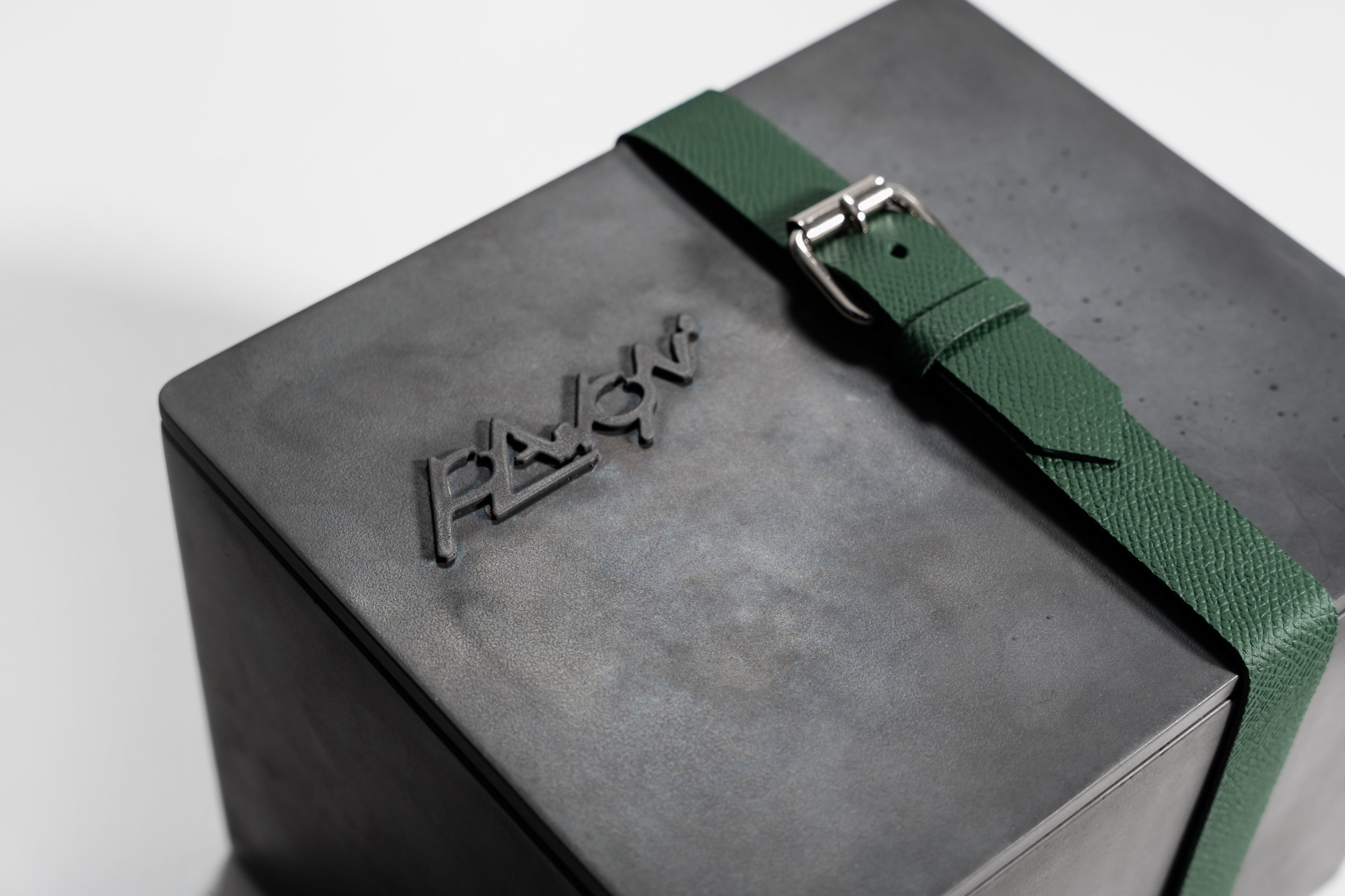 Plawoni LIVA poliert - ANTHRAZIT RACING GREEN