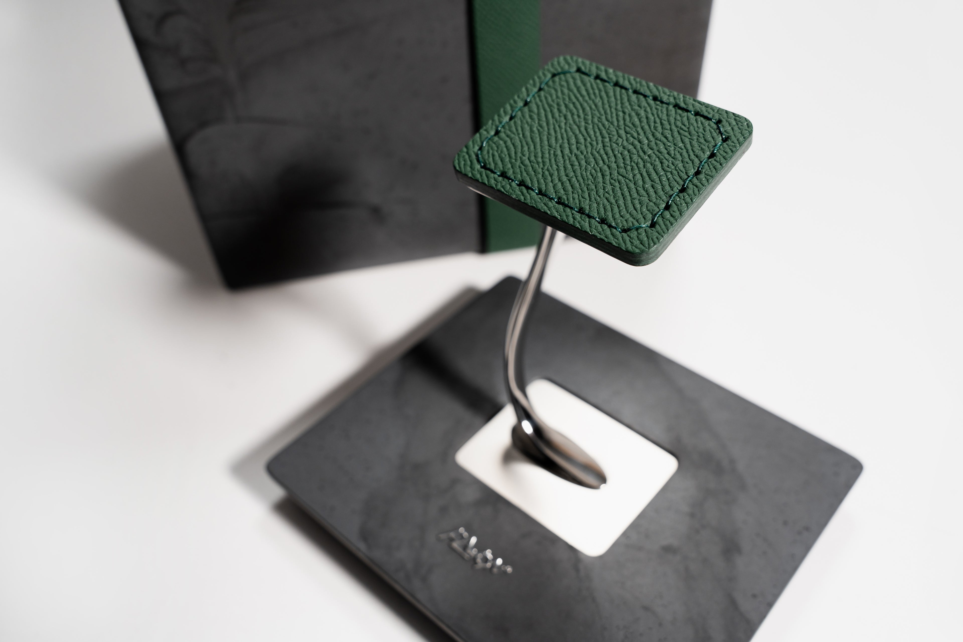 Plawoni LIVA poliert - ANTHRAZIT RACING GREEN