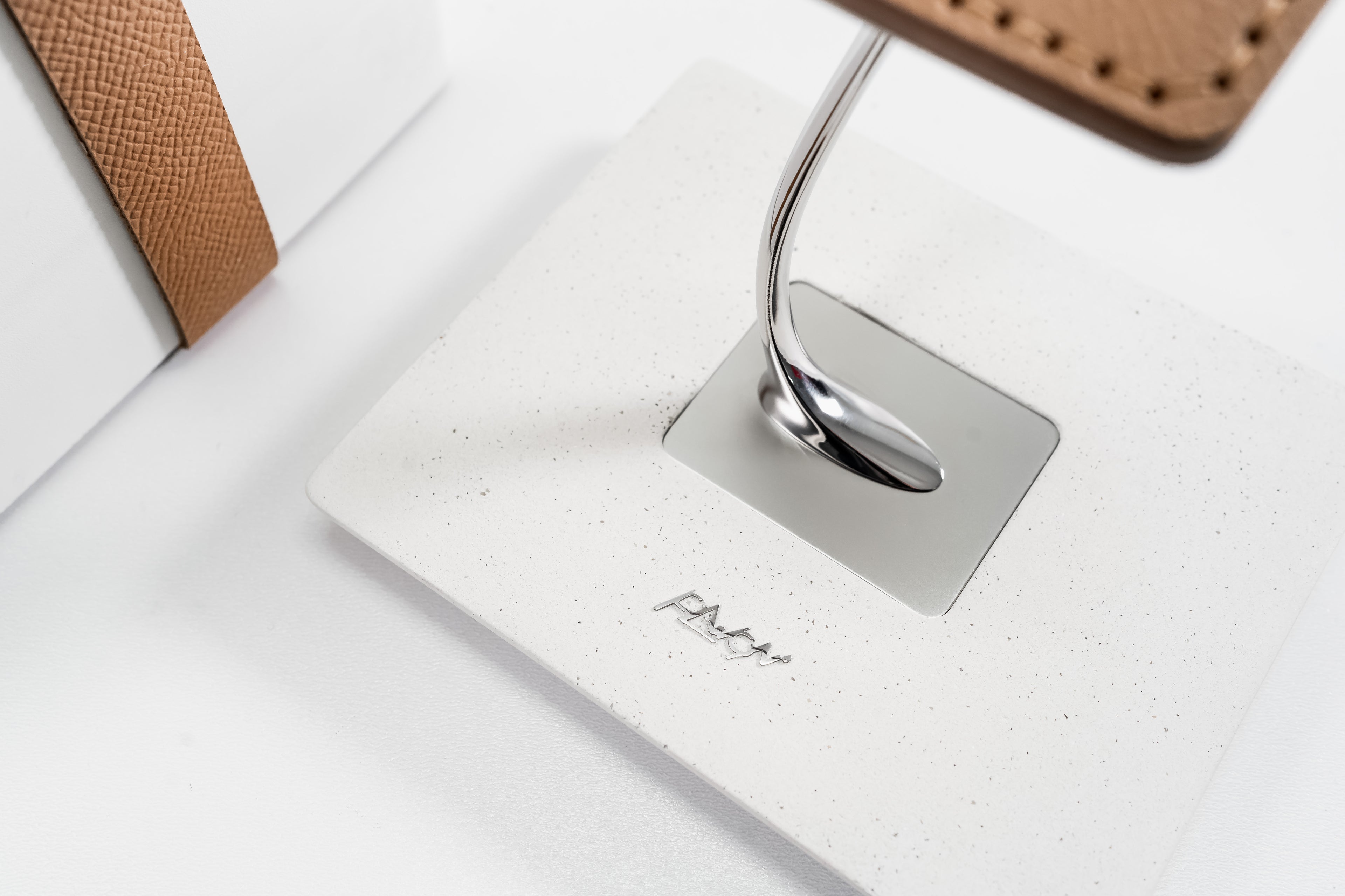 Plawoni LIVA poliert - WEIß CONGAC