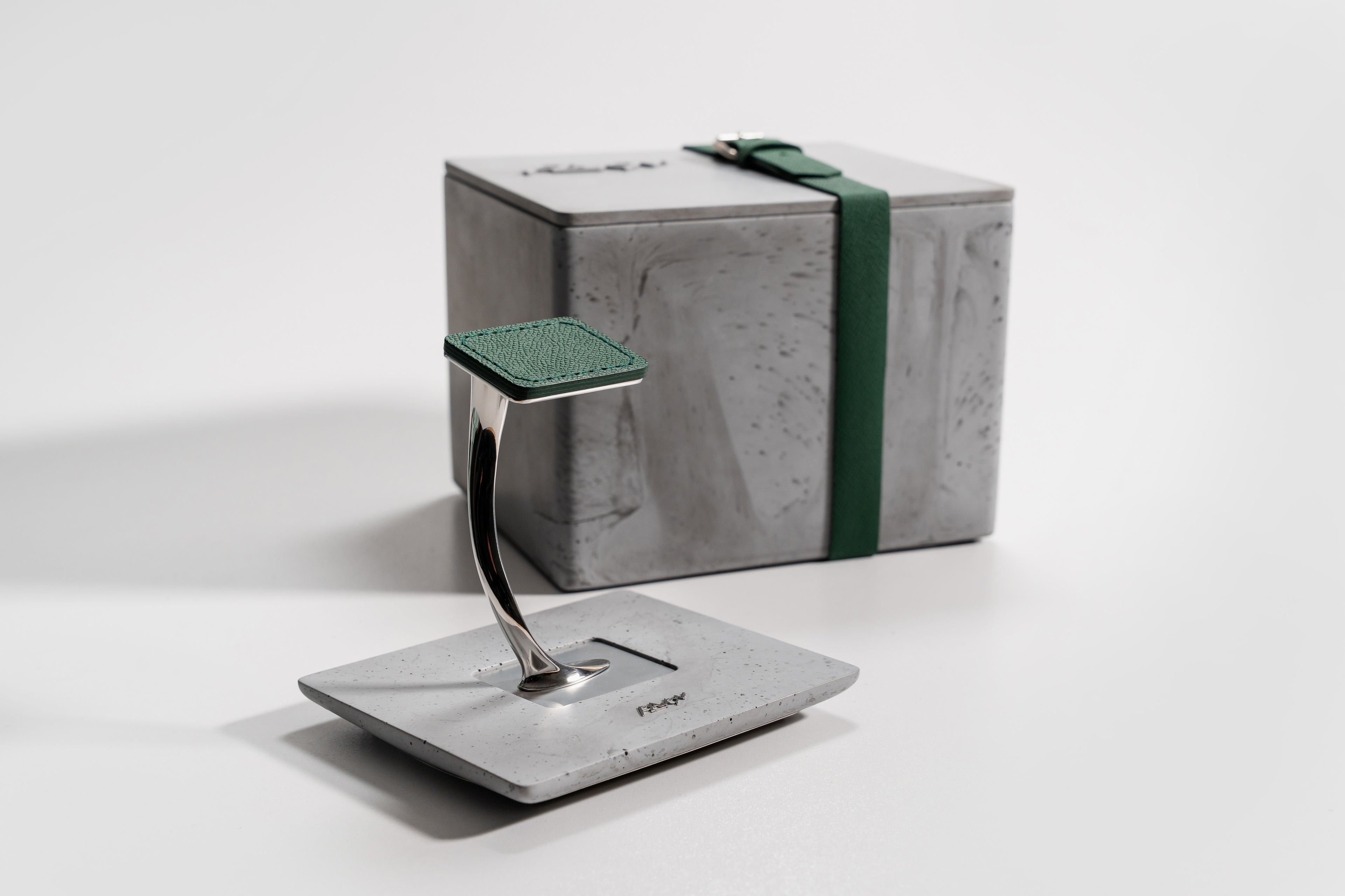 Uhrenhalter / Uhrenständer Plawoni - Grau Grün